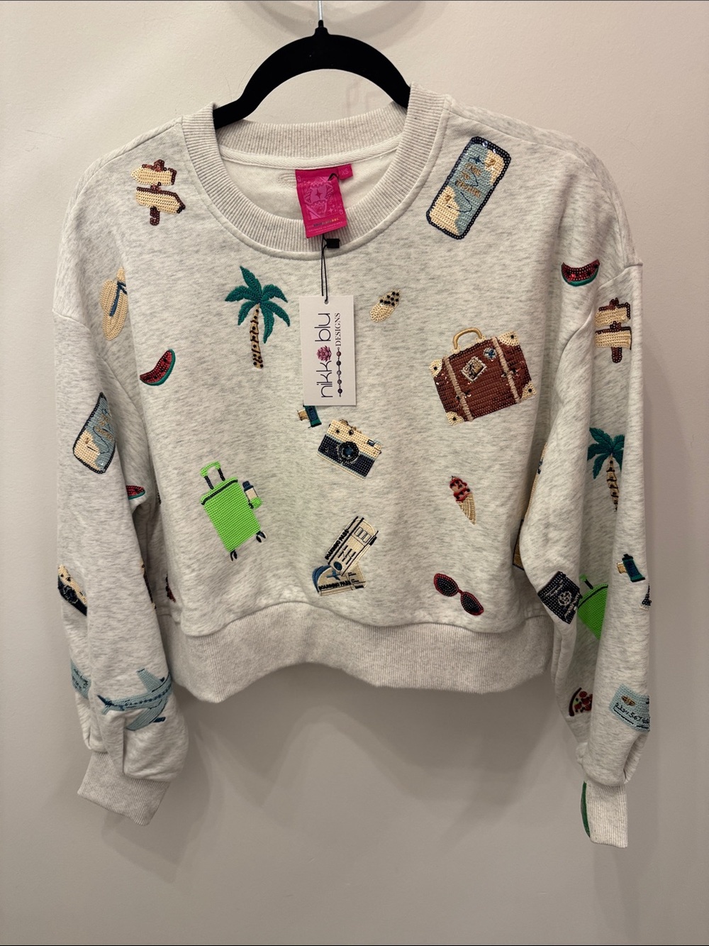 QUEEN OF SPARKLES Light Gray Embroidered Travel Icon Crewneck